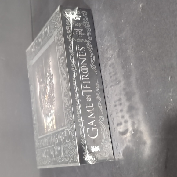 NWOT,Game of Thrones Complete First Season,5 Disc Set. - Picture 3 of 5